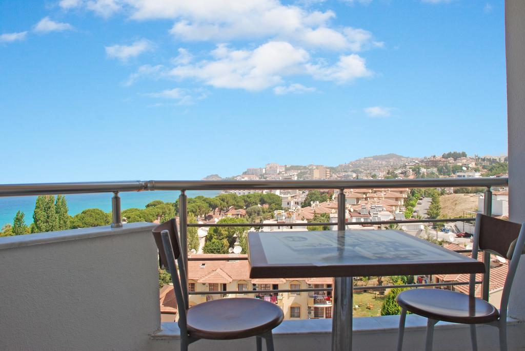Blue Sea Hotel & Spa Kusadasi Exterior photo